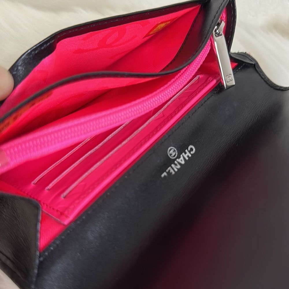 💯Authentic Chanel Cambon Bifokd Wallet🍀 - Picture 10 of 14